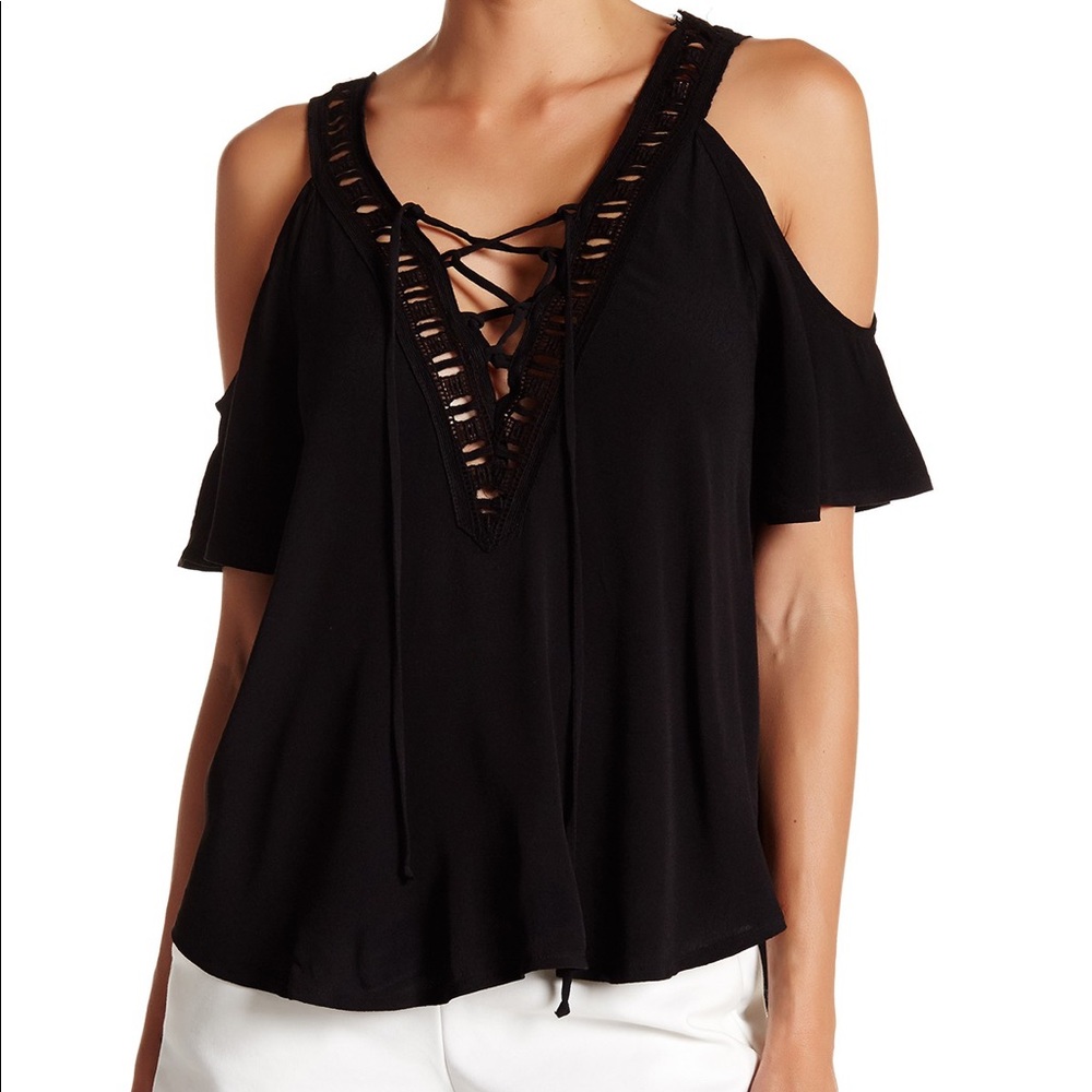 Astr black cold shoulder top